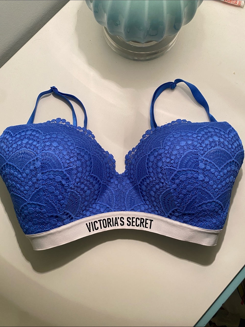 Victoria’s Secret Blue Lacy Bra Lined no Wire 34 DD / E75